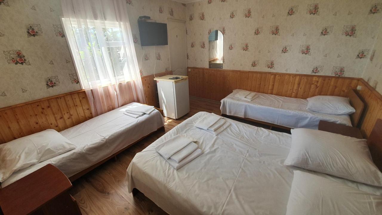 Ривер Гагра Hotel Kültér fotó